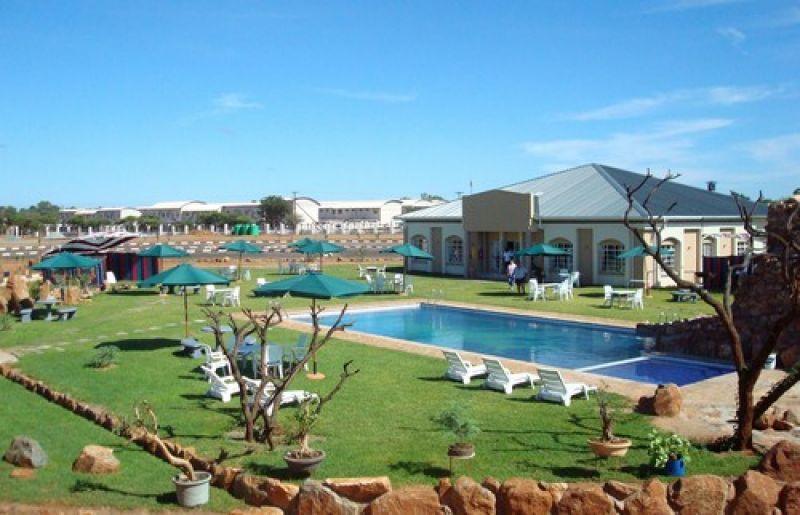 Adansonia Hotel Francistown Buitenkant foto